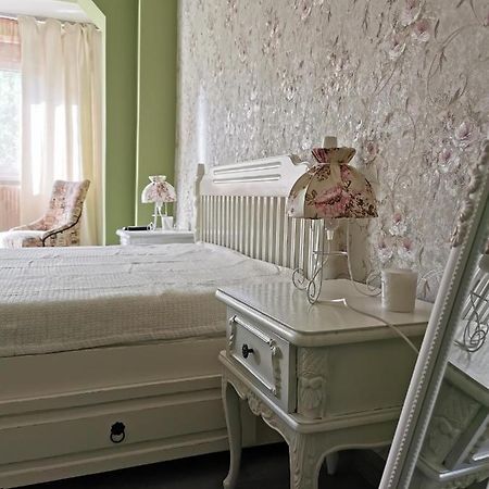 Chic Apartment Brăila Esterno foto