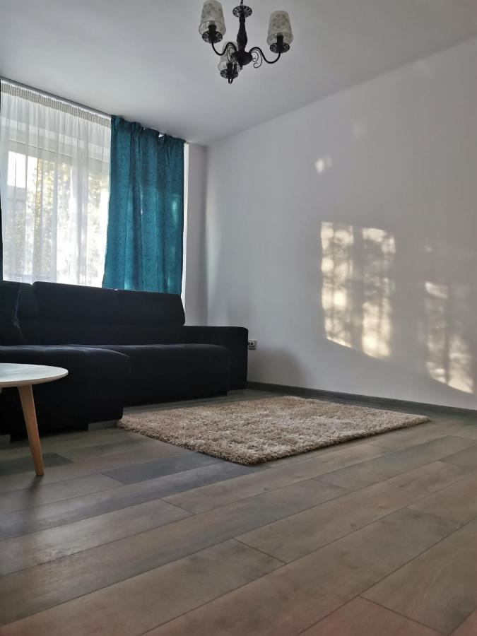 Chic Apartment Brăila Esterno foto