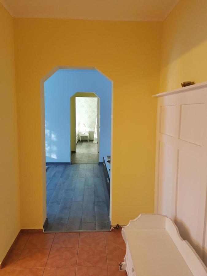 Chic Apartment Brăila Esterno foto