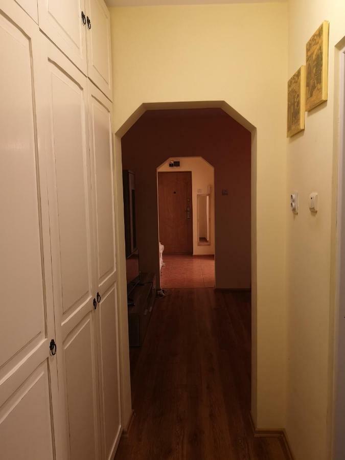 Chic Apartment Brăila Esterno foto
