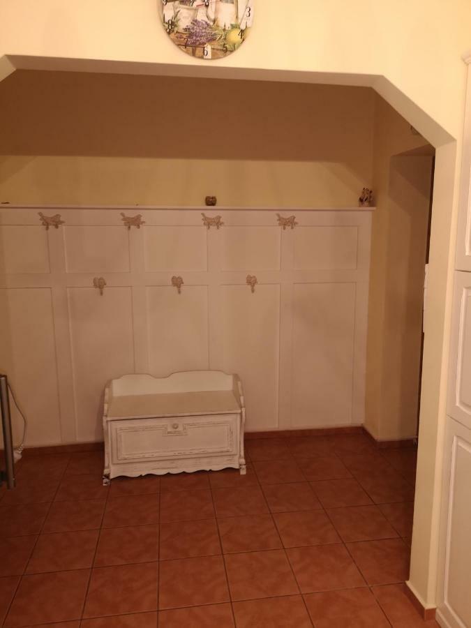 Chic Apartment Brăila Esterno foto